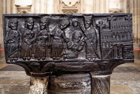 Winchester, Cathedral, Romanesque baptismal font