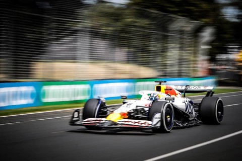 MELBOURNE, AUSTRALIA - MARCH 15: Isack Hadjar of France drives the Visa Cash App Racing Bulls F1