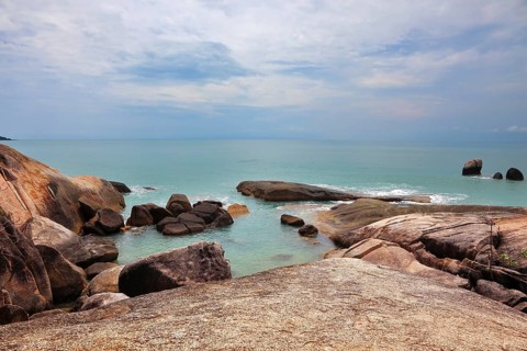 Lamai beach after a storm. Picturesque rocks on the Koh Samui