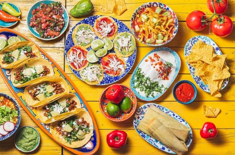 Food, Mexican festive food for independence day, independencia chiles en nogada, tacos al pastor,