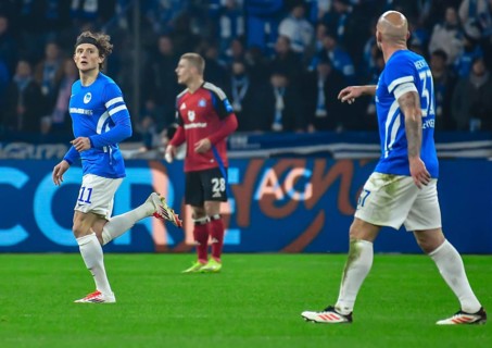 Fabian Reese (Hertha BSC #11), Toni Leistner (Hertha BSC #37) . (DFLDFB REGULATES PROHIBIT ANY USE