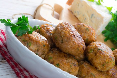 Rissole with mould cheese and parsley
