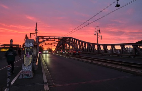 Germany, Berlin, 15.09.2024, Bösebrücke, S-Bahn station Bornholmer Straße, sunset, Europe