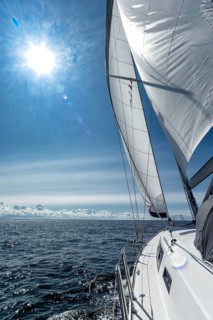 Sailing on a sailing yacht on the ocean