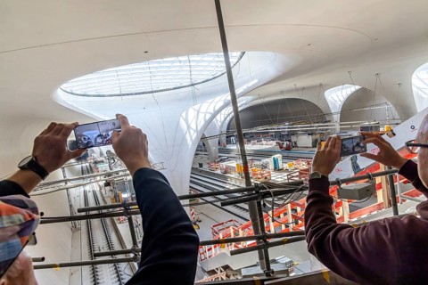 Open days on the construction site at the new main railway station started with great public