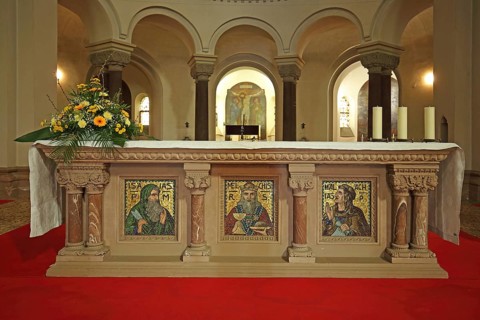 Decorated altar with mosaic of saints, saint, figures, Malachy, interior view, arts and crafts,