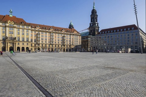 Altmarkt with the splendid post-war new buildings, which are modelled somewhat on the Dresden
