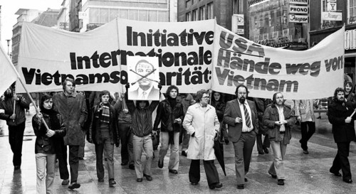 Against the war in Vietnam, supporters of the peace movement demonstrated in Essen, Germany, on 25