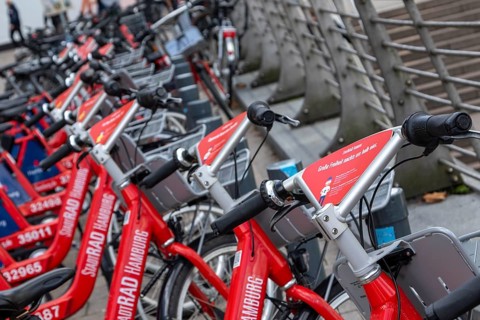 Symbolic image mobility, traffic turnaround, local transport, city bike, Deutsche Bahn rental bikes