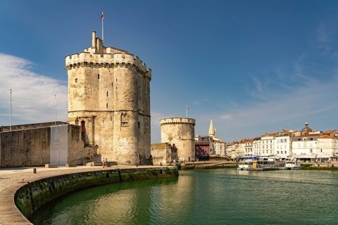 Harbour entrance to the old Vieux Port with the medieval towers Tour St.-Nicolas, Tour de la