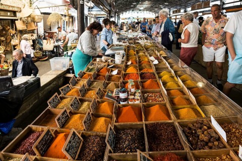 Market stall with spices, market hall, Marche Provencal, Antibes, Provence Alpes Côte d'Azur, South