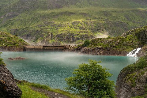The Lac des Gloriettes reservoir in the Pyrenees near Gavarnie-Gèdre, France