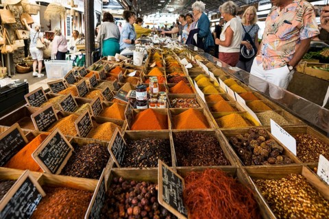 Market stall with spices, market hall, Marche Provencal, Antibes, Provence Alpes Côte d'Azur, South