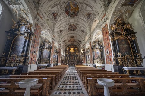 Interior with side altars and high altar with Lenten cloth, Wilten Abbey, Klostergasse 7, Wilten,