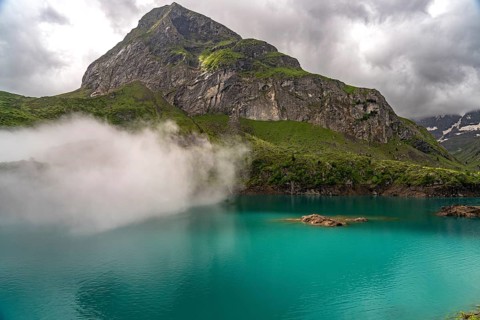 The Lac des Gloriettes reservoir in the Pyrenees near Gavarnie-Gèdre, France
