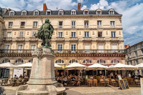 Statue of Jean Guiton on the square in front of the town hall, La Rochelle, France
