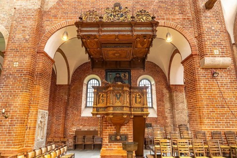 Pulpit in the interior of Ratzeburg Cathedral, Ratzeburg, Schleswig-Holstein, Germany
