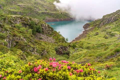 The Lac des Gloriettes reservoir in the Pyrenees near Gavarnie-Gèdre, France