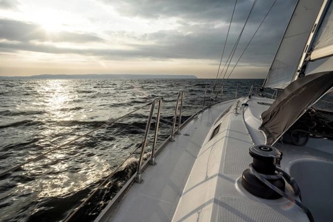 Sailing on a sailing yacht on the ocean