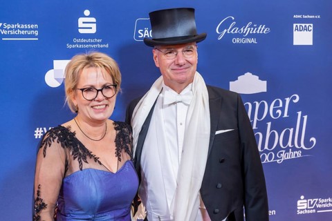 The SemperOperaball 2025 celebrated its 100th anniversary on Friday. Germany's most beautiful