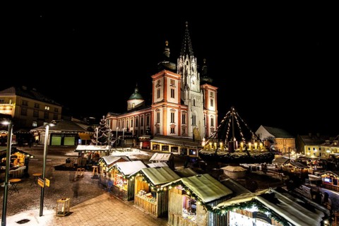 Christmas market in front of the basilica of Mariazell, night shot, main square, Mariazell, Upper