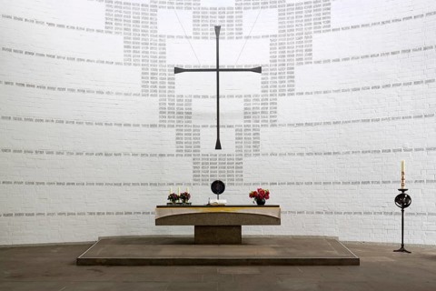 1960-1962 built according to plans by the Karlsruhe architect Werner Dierschke, Altar, St., Sankt,