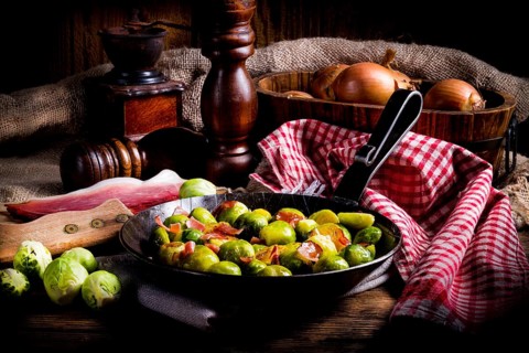 Honey caramelized brussels sprouts with ham