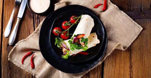 Delicious packs filled with pulled pork and salad