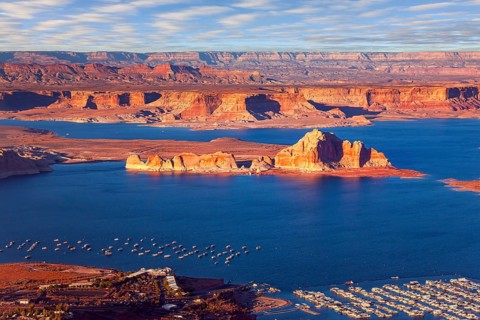 USA. Lake Powell is a reservoir on the Colorado River. The blue water of the lake contrast with the