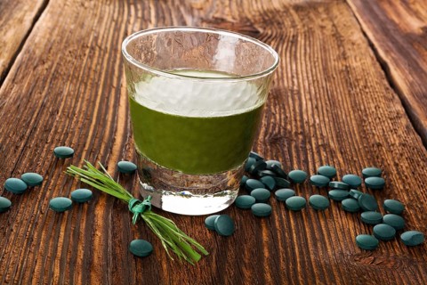 Spirulina, chlorella, barley and wheatgrass. Green supplement, superfood detox