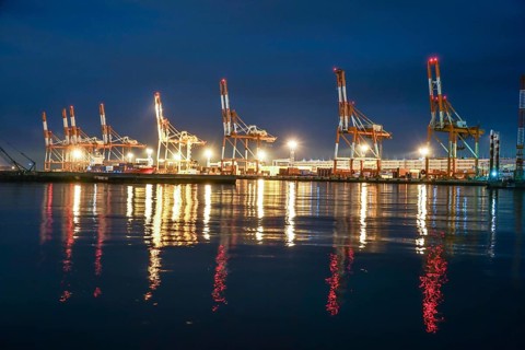 Harbor night view of the Daikokufuto. Shooting Location: Yokohama-city kanagawa prefecture
