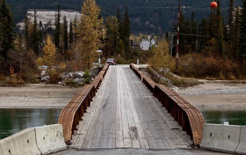 Golden British Columbia Kicking Horse narrow bridge