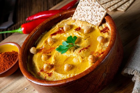 Delicious hummus paste with lemon and chilli