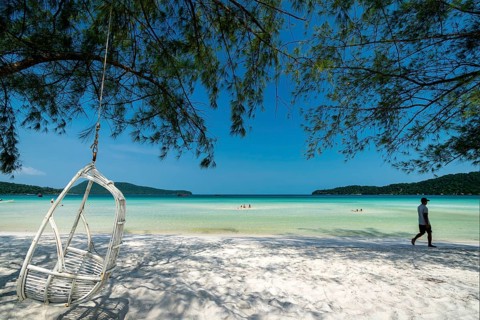 Saracen Bay beach in tropical paradise Koh Rong Samloen island near Siahnaoukville in Cambodia