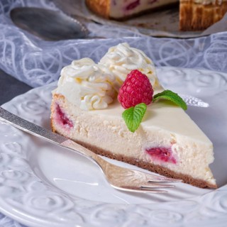 Fresh and delicious raspberry cream pie