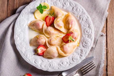 Pierogi with strawberries