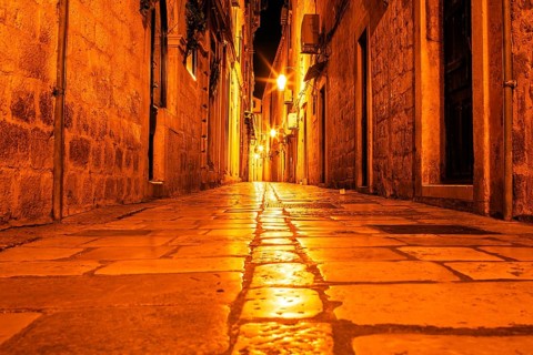 Alley in the old town centre of Dubrovnik, night shot, Dubrovnik, Dalmatia, Croatia