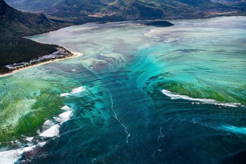 Underwater waterfall, optical illusion, natural phenomenon, aerial view, reef, coral reef, fringing