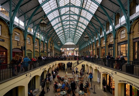 Convent Garden full of tourists in London, England, United Kingdom