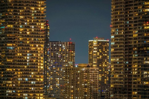 Tokyo night view seen from the Toyosu. Shooting Location: Tokyo metropolitan area