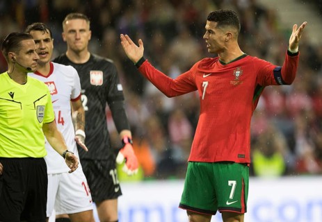 Football match, captain Cristiano RONALDO CR7 Portugal right, energetically protesting with raised