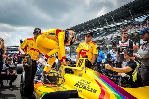 ALEX PALOU (10) of Barcelona, Spain prepares to qualify for the 108th Running of the Indianapolis