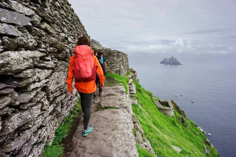 Visitors on the steep path up to the monastery, Skellig Michael island, Mainistir Fhionáin (St.