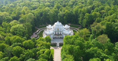 Evening walk in Catherine Park and a bird's eye view, Hermitage Pavilion
