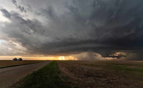 Prairie Storm Canada Summer time clouds warning