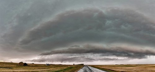Prairie Storm Canada Summer time clouds warning