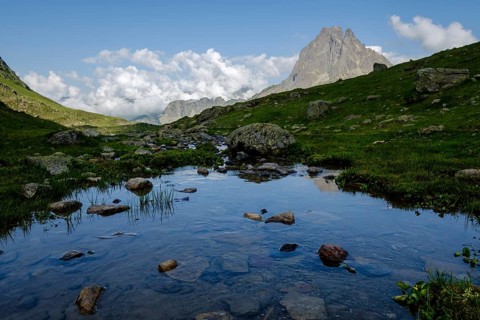 Gentau lake, Ayous lakes tour, Pyrenees National Park, Pyrenees Atlantiques, France