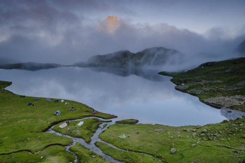 Gentau lake, Ayous lakes tour, Pyrenees National Park, Pyrenees Atlantiques, France