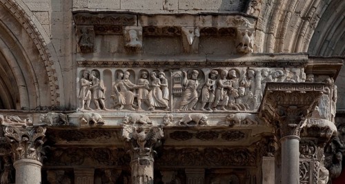 Frankr St-Gilles-du-Gard Abbey Church 60049 Frieze between the northern and central west portal