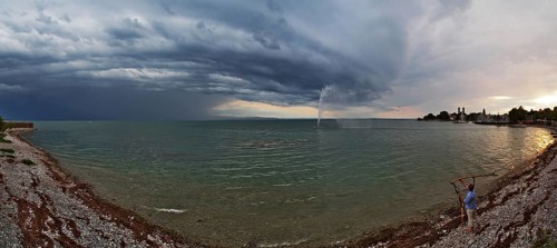 Land artists in a stormy atmosphere on Lake Constance, Friedrichshafen